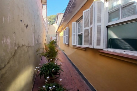 Casa à venda com 3 quartos em Água Fria, São Paulo, SP