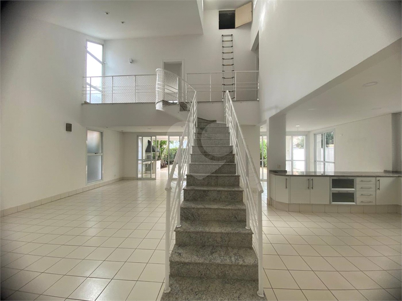 Casa para alugar com 3 suítes no condomínio Angelo Vial, Sorocaba - SP