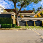 Casa à venda com 4 quartos, sendo 2 suítes, em Jardim Everest, São Paulo, SP