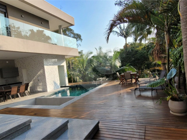Casa à venda com 3 suítes em Jardim Prudência, São Paulo, SP
