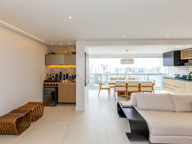 Apartamento à venda com 3 suítes em Vila Mascote, São Paulo, SP