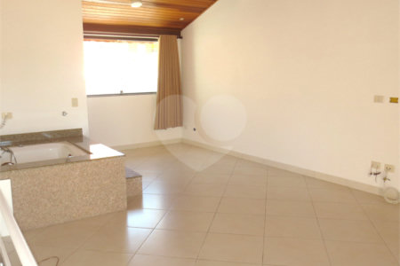 Casa à venda com 2 quartos, sendo 1 suíte,  no condomínio Tucury, São Paulo - SP