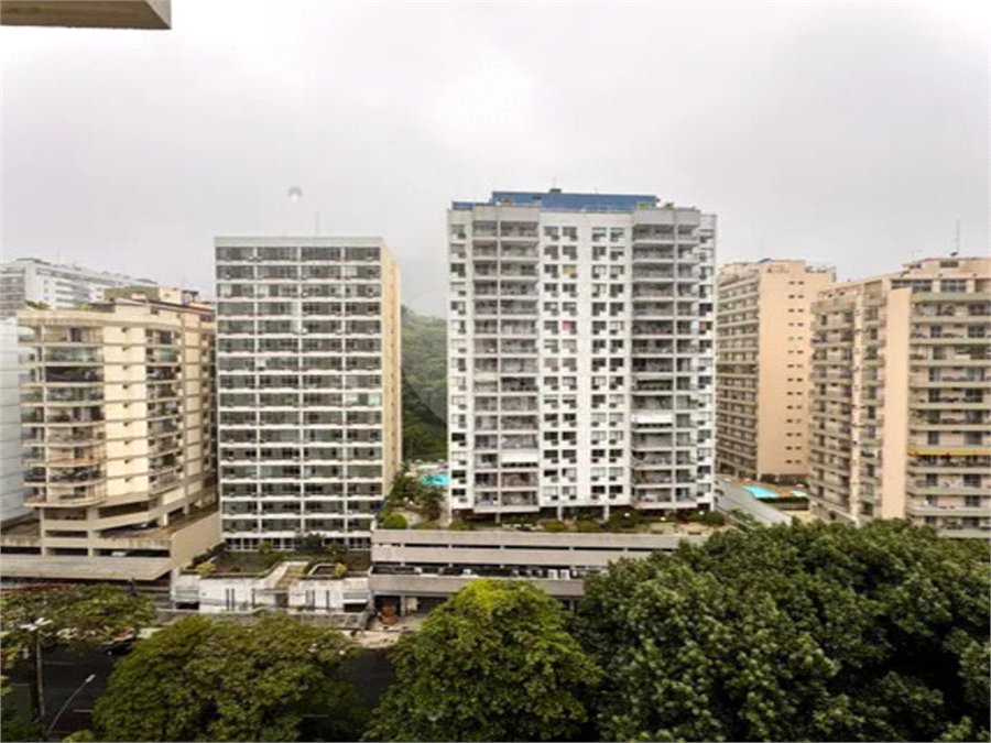 Apartamento à venda com 2 quartos em Humaitá, Rio de Janeiro, RJ