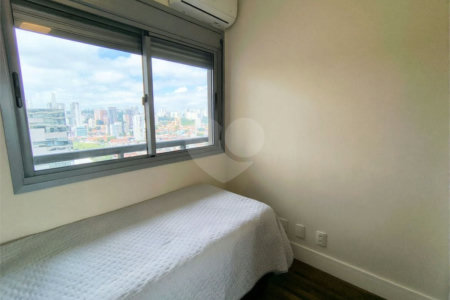 Apartamento à venda com 2 quartos, sendo 1 suíte, em Santo Amaro, São Paulo, SP