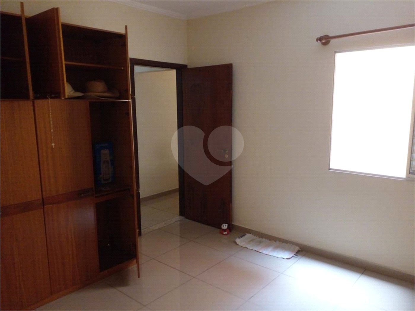 Sobrado à venda com 3 quartos, sendo 1 suíte,  em Vila América, Santo André, SP