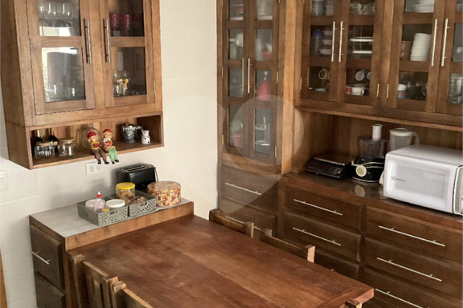 Sobrado à venda com 3 quartos, sendo 1 suíte,  em Horto Florestal, São Paulo, SP