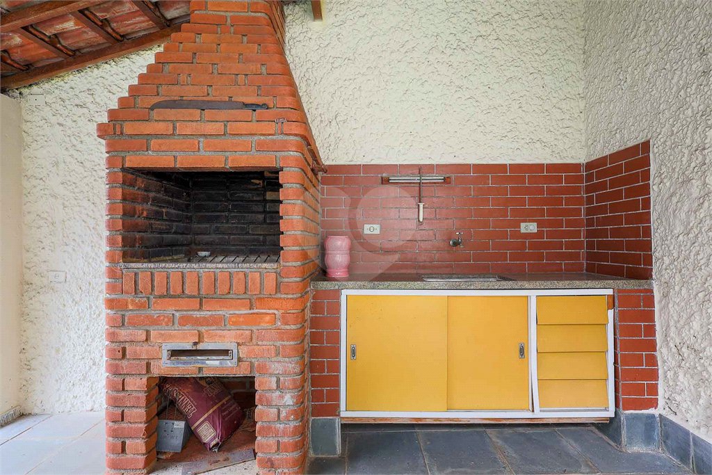 Casa Térrea à venda com 3 quartos, sendo 1 suíte, em Cidade Vargas, São Paulo, SP