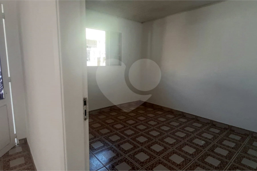 Casa de Vila à venda com 2 quartos em Tremembé, São Paulo, SP