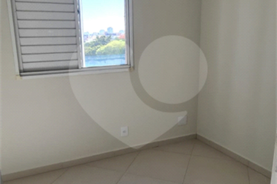 Apartamento à venda com 3 quartos em Vila Talarico, São Paulo, SP