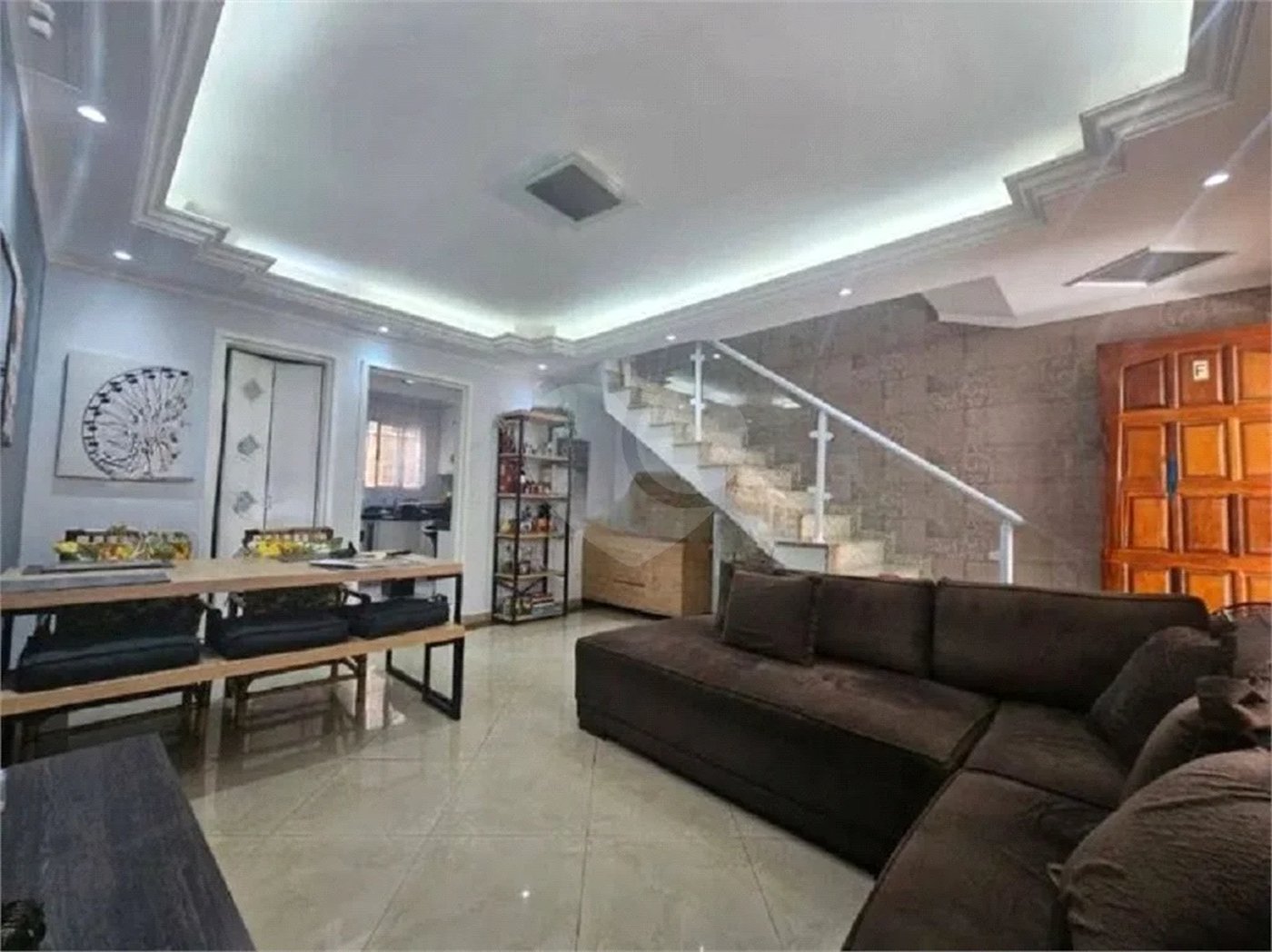 Casa à venda com 3 quartos, sendo 1 suíte,  no condomínio Residencial Villagio Vitória, Guarulhos - SP