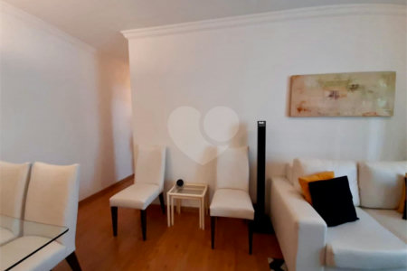 Apartamento para alugar com 3 quartos, sendo 1 suíte, em Vila Olímpia, São Paulo, SP