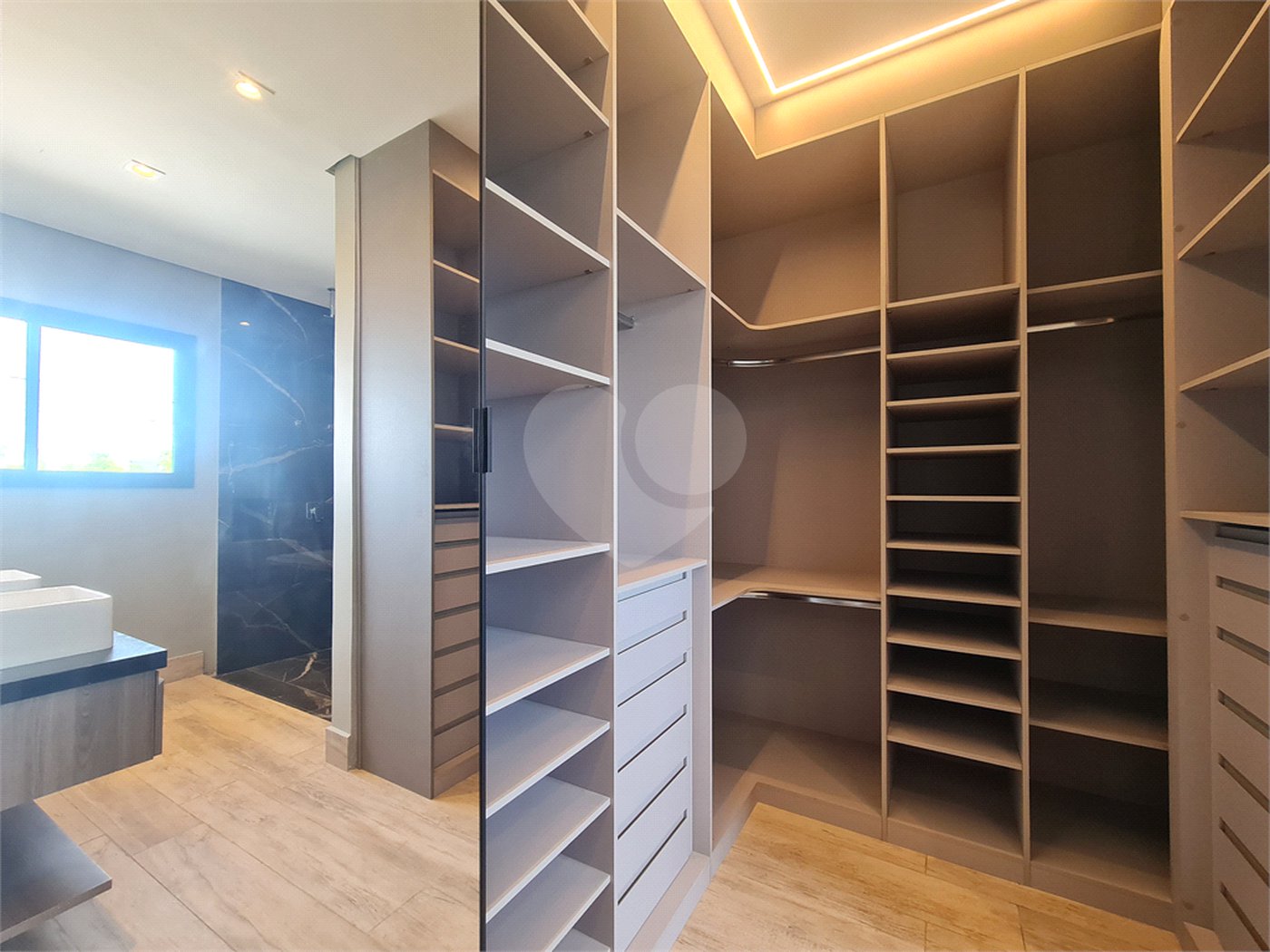 Casa à venda com 3 suítes no condomínio Parque Ibiti Reserva, Sorocaba - SP