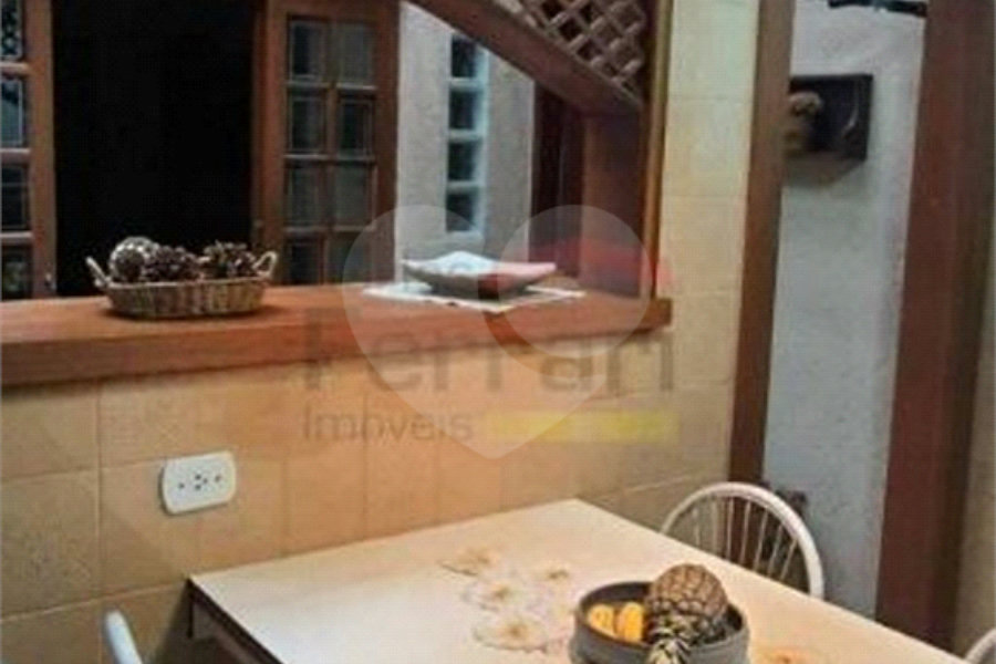 Sobrado à venda com 3 quartos em Tremembé, São Paulo, SP