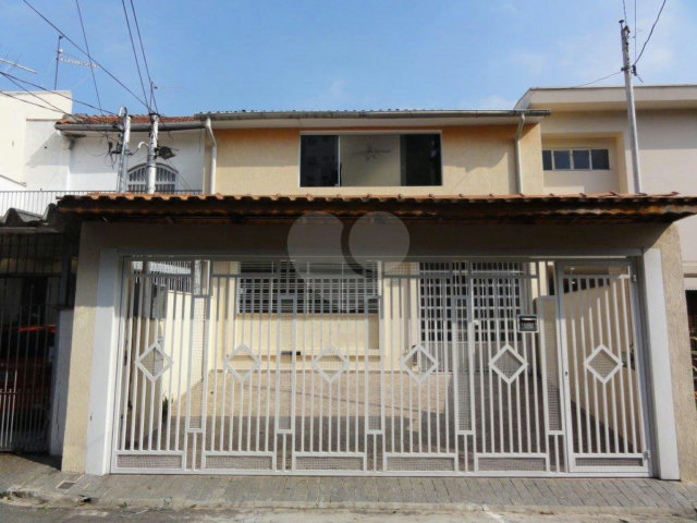Sobrado à venda com 3 quartos, sendo 1 suíte,  em Santana, São Paulo, SP