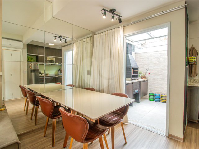 Casa à venda com 2 suítes no condomínio Residencial Living Sabara, São Paulo - SP