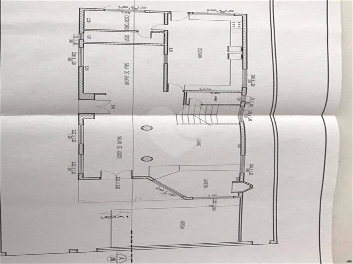 Casa à venda com 4 quartos, sendo 3 suítes, em Vila Mariana, São Paulo, SP
