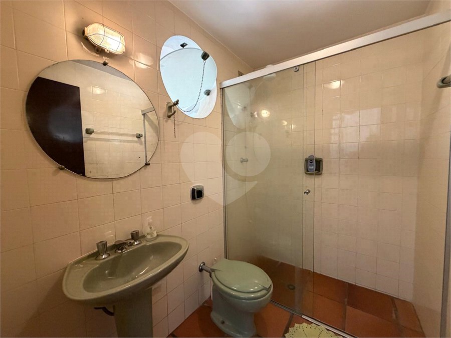 Casa à venda com 4 quartos, sendo 1 suíte, no condomínio Taquaral, São Paulo - SP