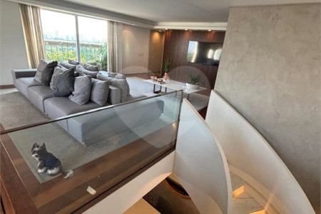 Apartamento à venda com 3 quartos, sendo 1 suíte, em Cerqueira César, São Paulo, SP