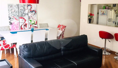 Apartamento à venda com 3 quartos, sendo 1 suíte,  em Pinheiros, São Paulo, SP