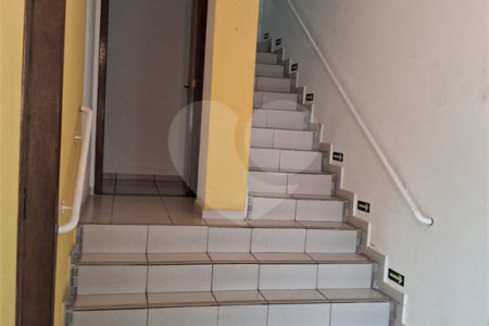 Casa à venda com 3 quartos em Anhangabaú, Jundiaí, SP