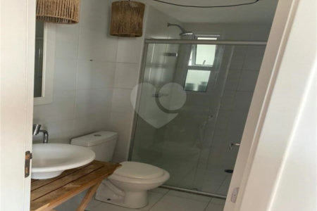 Apartamento à venda com 3 quartos, sendo 1 suíte, em Vila Andrade, São Paulo, SP