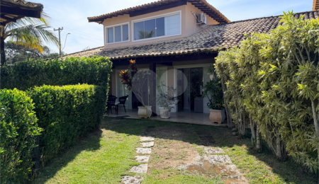 Casa em condomínio à venda com 4 quartos, sendo 3 suítes,  em Manguinhos, Armação dos Búzios, RJ