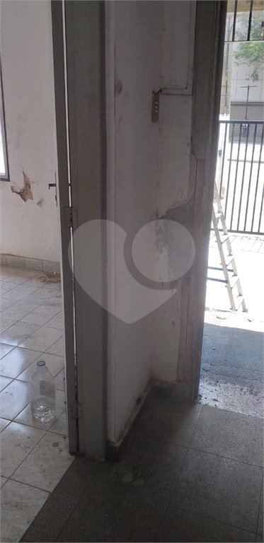 Sobrado à venda ou para alugar com 4 quartos em Água Branca, São Paulo, SP