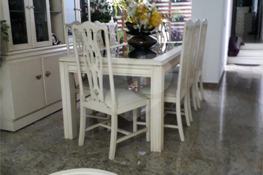 Casa à venda com 3 quartos, sendo 2 suítes, em Parada Inglesa, São Paulo, SP