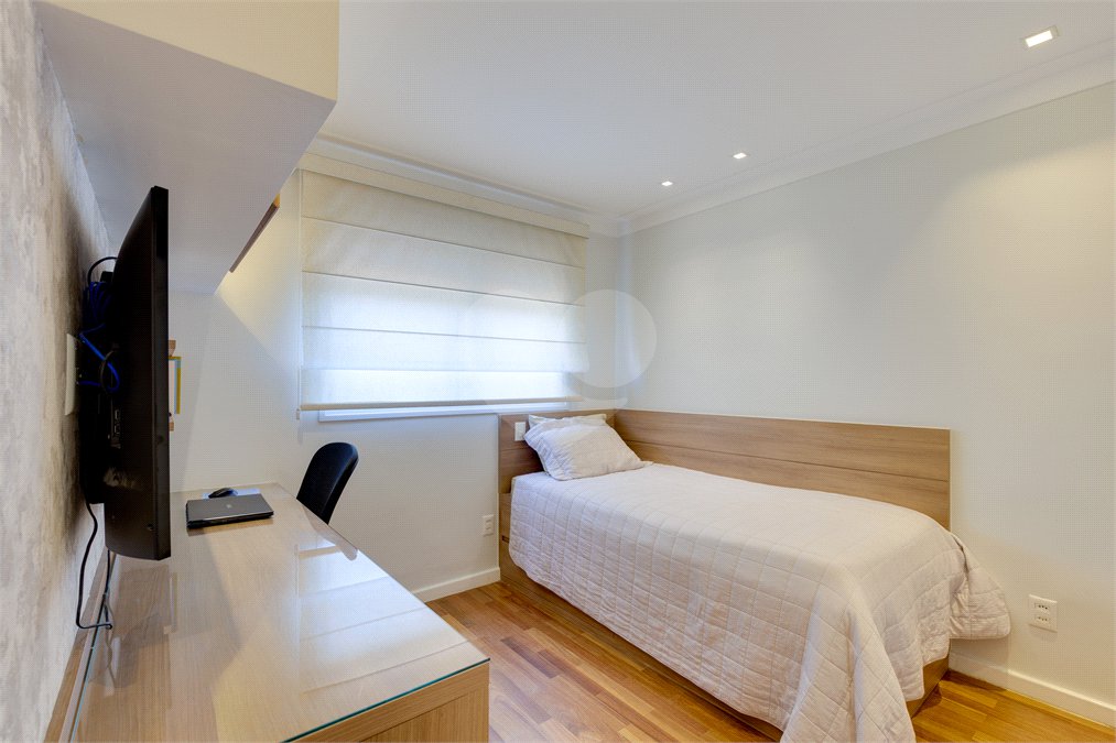 Apartamento à venda com 4 quartos, sendo 2 suítes, em Campo Belo, São Paulo, SP