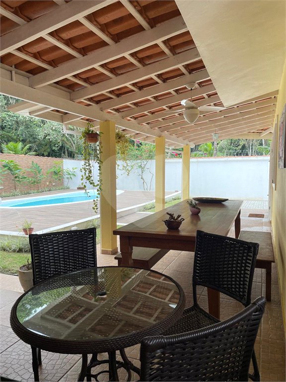 Casa à venda com 3 quartos, sendo 2 suítes,  em Maresias, São Sebastião, SP