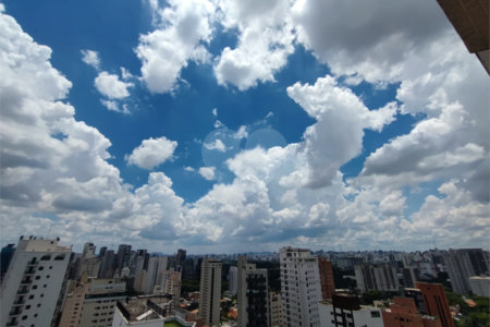 Apartamento à venda com 4 suítes em Moema, São Paulo, SP