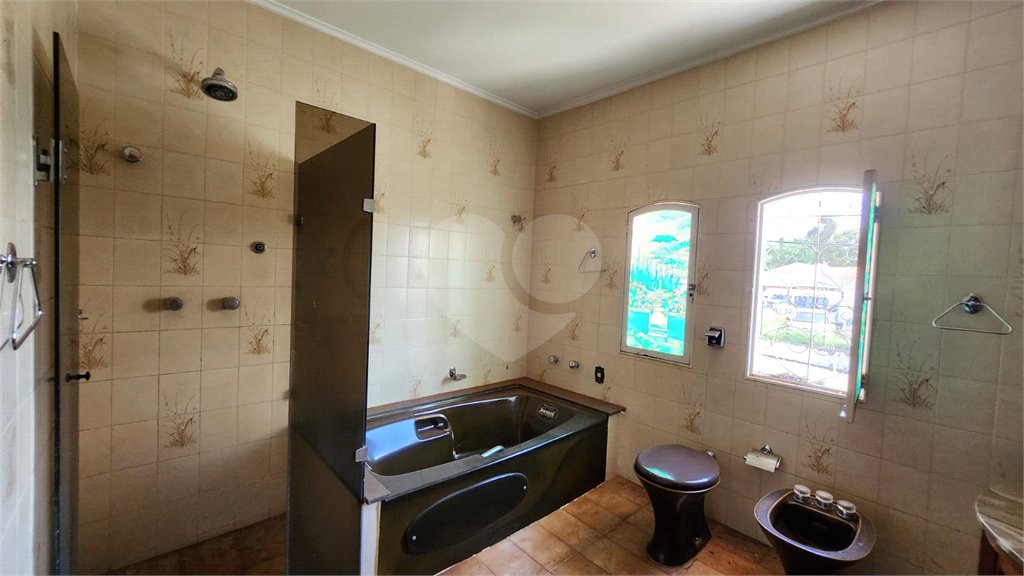 Sobrado à venda ou para alugar com 5 quartos, sendo 1 suíte, em Vila Harmonia, Araraquara, SP