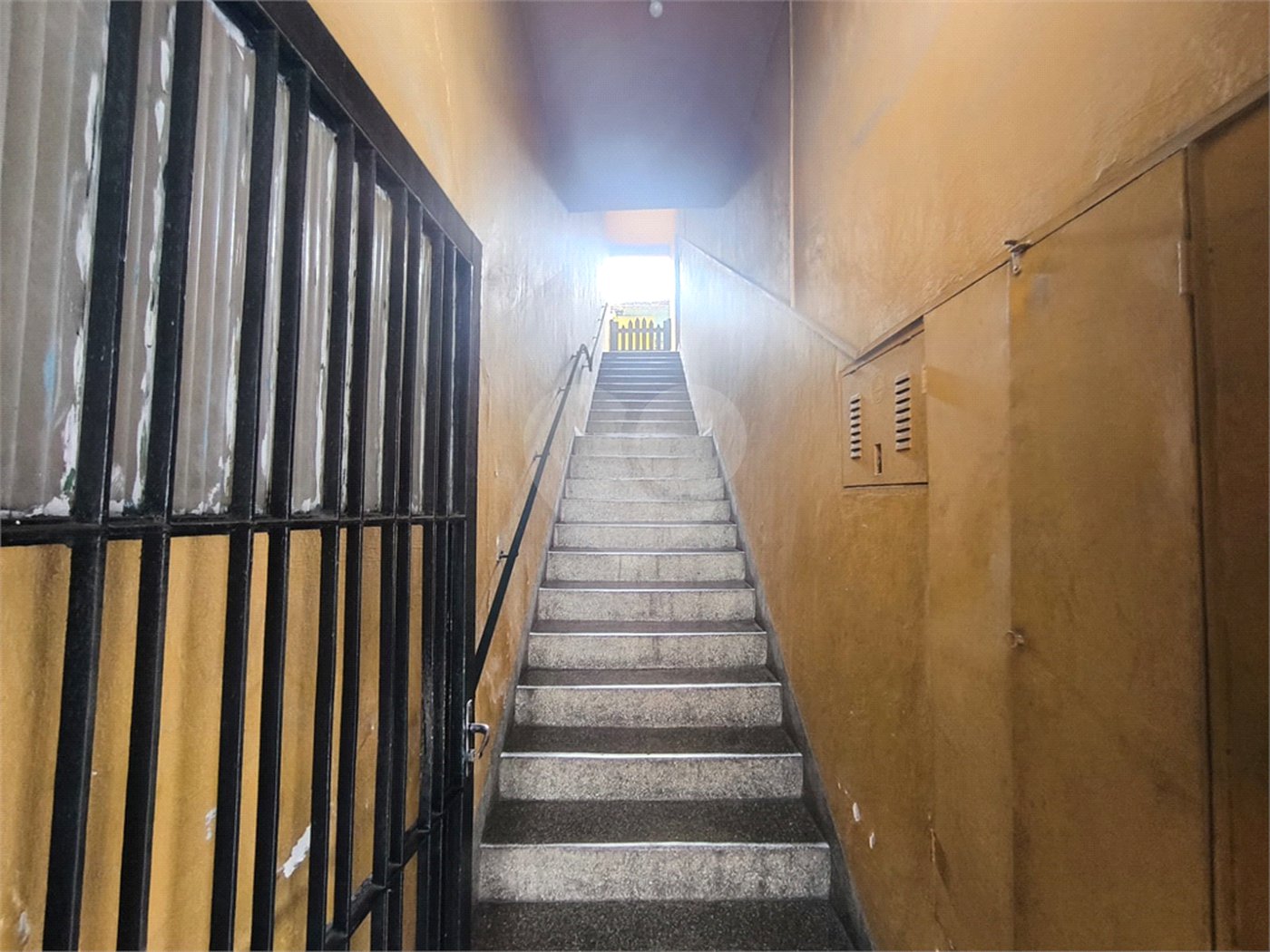 Sobrado à venda com 5 quartos, sendo 2 suítes, em Jardim Monte Kemel, São Paulo, SP