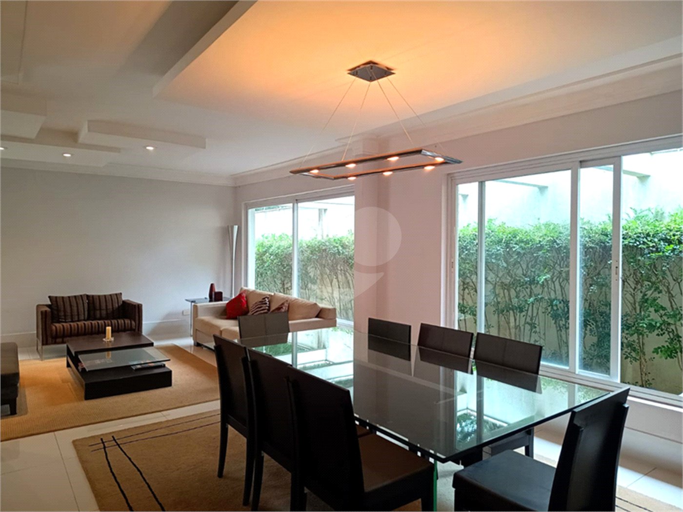 Casa Térrea à venda com 4 quartos, sendo 3 suítes, em Jardim Morumbi, São Paulo, SP