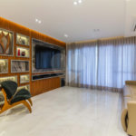 Apartamento à venda com 3 suítes em Vila Gumercindo, São Paulo, SP