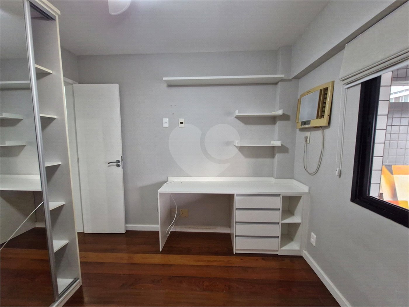 Apartamento à venda com 3 quartos, sendo 1 suíte,  em Tijuca, Rio de Janeiro, RJ