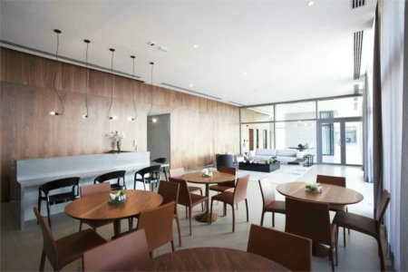 Apartamento totalmente mobiliado com ar-condicionado localizado no coração do Brooklin!!!