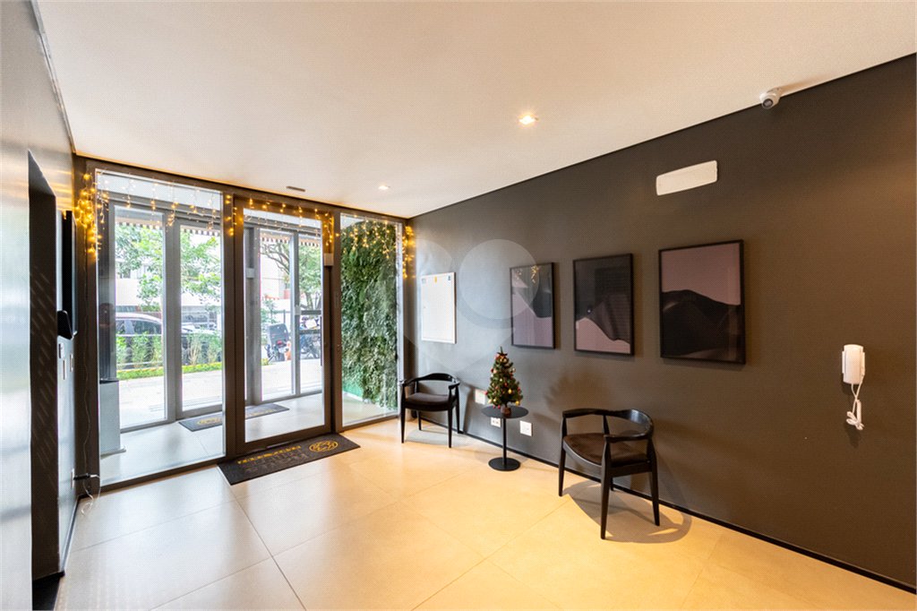 LINDO STUDIO DE 32M² PRÓXIMO DE TUDO