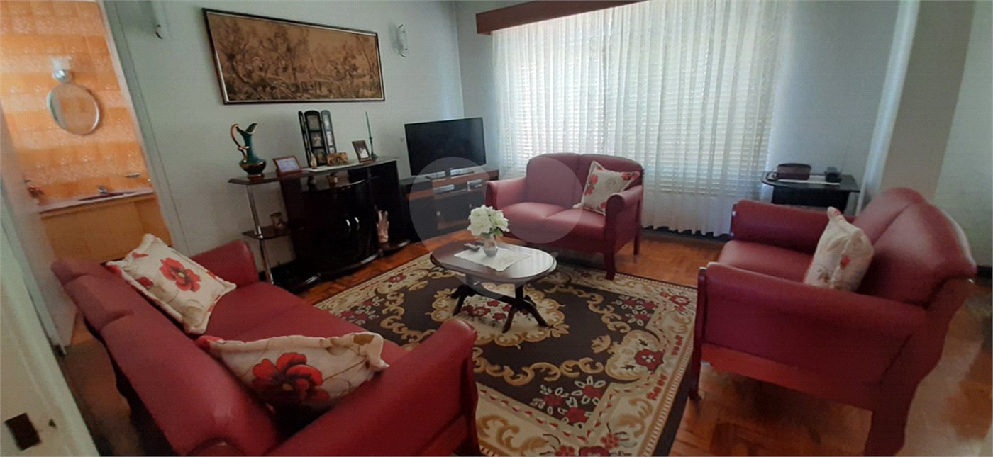 Sobrado à venda com 3 quartos, sendo 1 suíte,  no Centro, São Bernardo do Campo, SP