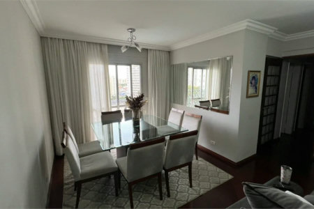 Apartamento mobiliado e pronto para morar. Conforto, praticidade e zero preocupações — traga apenas suas roupas.