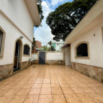 Sobrado à venda com 4 quartos, sendo 3 suítes, em Palmas do Tremembé, São Paulo, SP