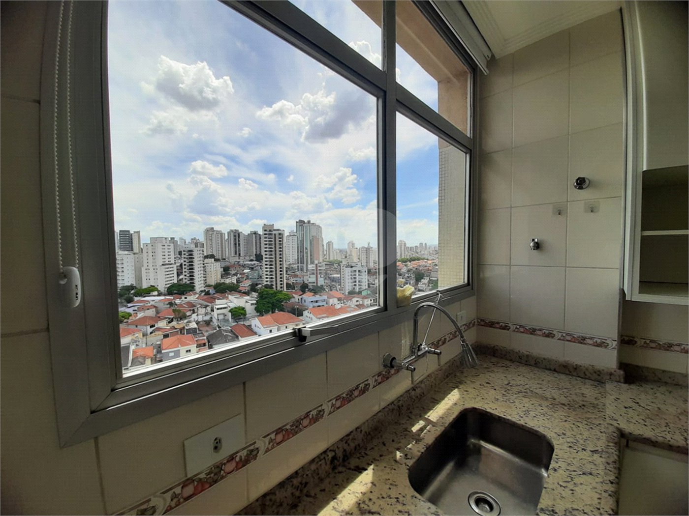 Apartamento à venda com 3 quartos, sendo 1 suíte, em Santana, São Paulo, SP