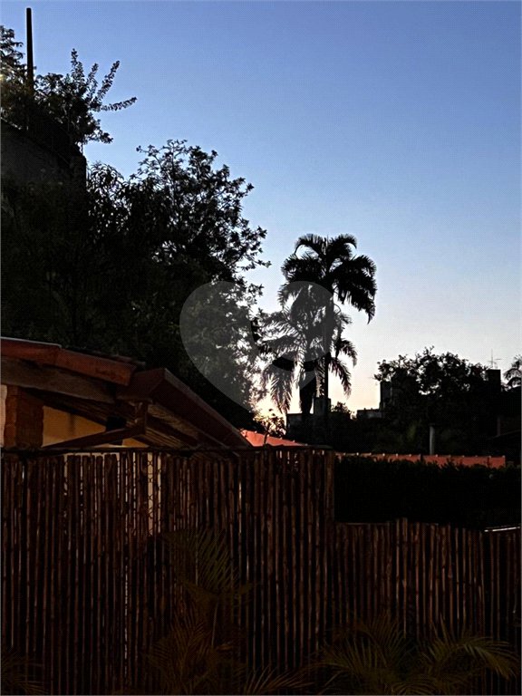 Casa à venda com 4 quartos, sendo 2 suítes, no condomínio Residencial Ypê Branco II, São Paulo - SP