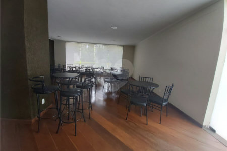Apartamento à venda com 3 quartos, sendo 2 suítes, em Vila Andrade, São Paulo, SP