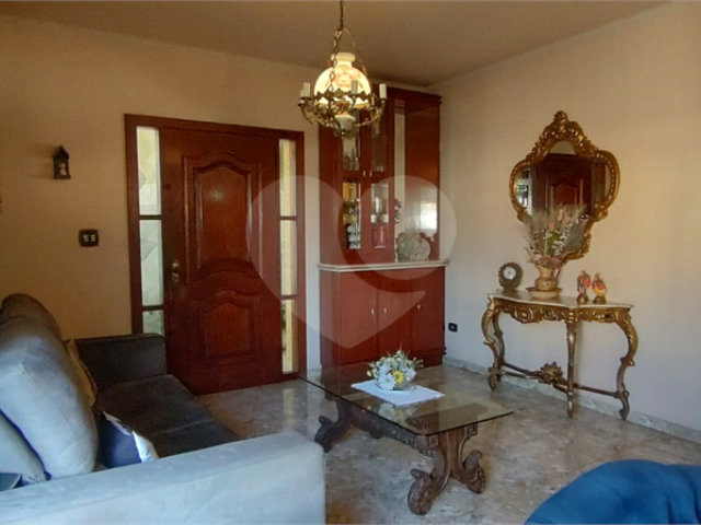 Sobrado à venda com 3 quartos, sendo 1 suíte,  em Santana, São Paulo, SP