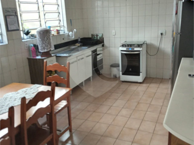Sobrado à venda com 3 quartos, sendo 1 suíte,  em Tremembé, São Paulo, SP