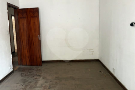 Casa à venda com 3 quartos em Bela Aliança, São Paulo, SP