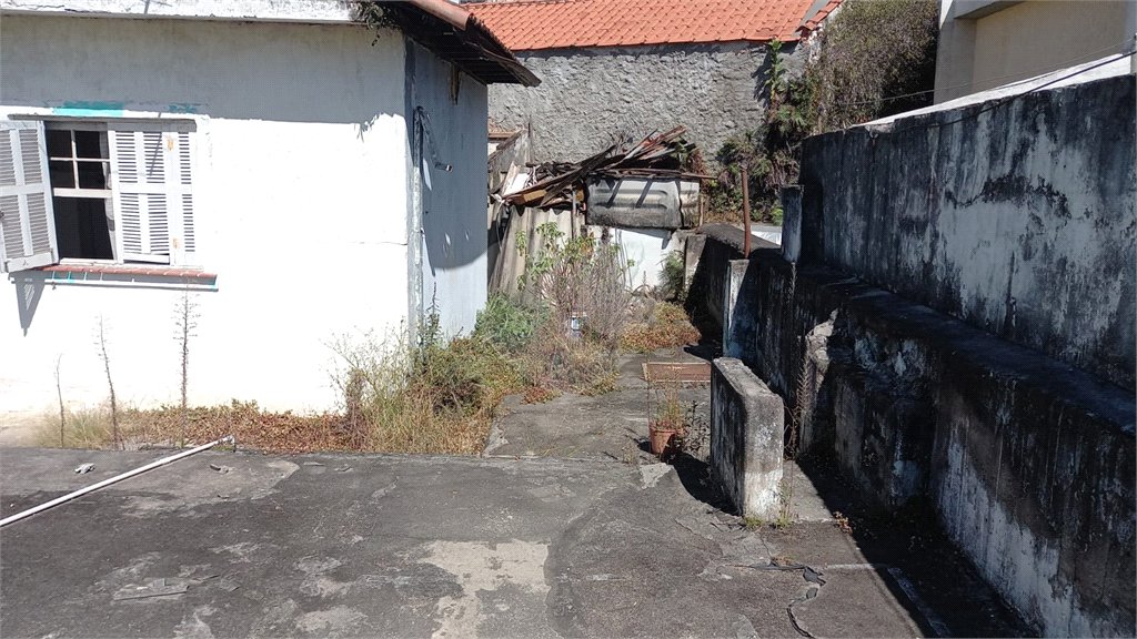 Terreno à venda com 8 quartos, sendo 2 suítes, em Santana, São Paulo, SP