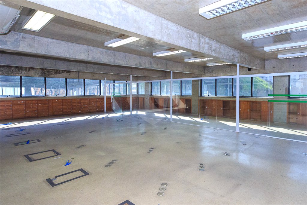 Prédio à venda em Perdizes, São Paulo, SP