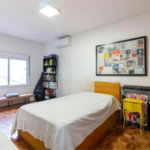 Sobrado à venda com 4 quartos, sendo 2 suítes, em Jardim das Bandeiras, São Paulo, SP